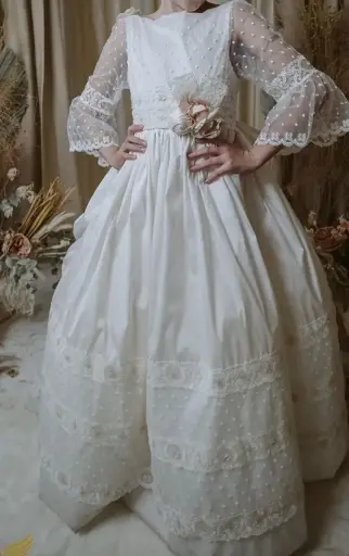 [0004501] VESTIDO PRIMERA COMUNION V4539C