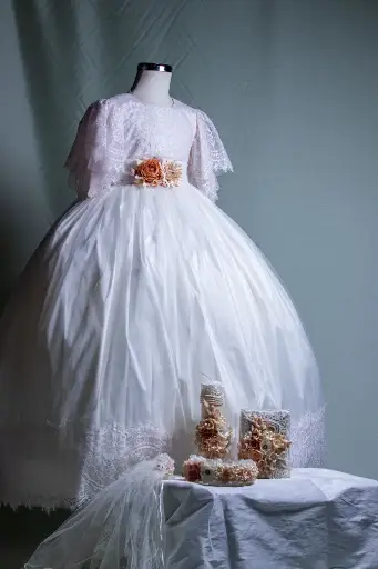[0003384] VESTIDO PRIMERA COMUNIÓN V6022