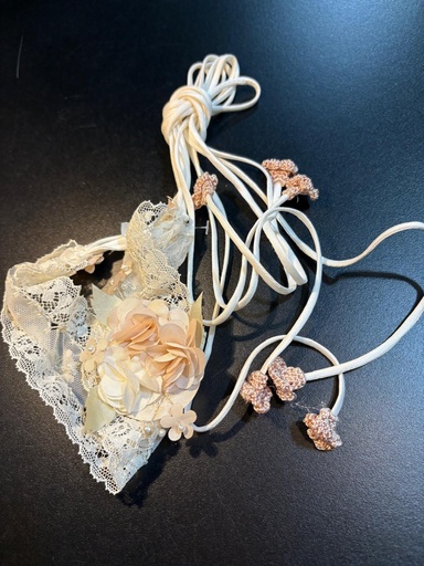 [0005290] TIARA ROSSY